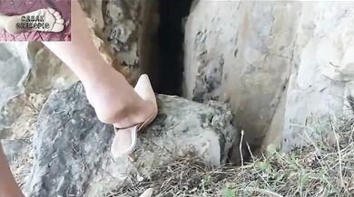 OS PÉS DA MORANGUINHO NA GRUTA DA SERRA DA ASSENTA