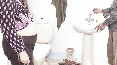 THE PLUMBER SEDUCED BY DIRTY TALKING THE BBW MISTRESS AND ROUGH ANAL FUCKED HER BIG ASS