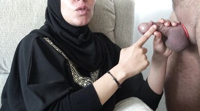 egyptian cuckold stepmother and stepson ديوث مصري يصور مراته كلامها وسخ اوووي