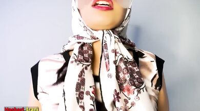 راضی شد قبل اومدن راراشم و مهمونا کیرمو تو کس تنگش جا کنم داستانی با مکالمه فارسی قسمت آخرmilf irani