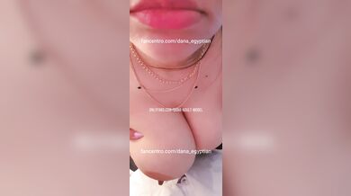 Dana Egyptian دانا المصريه..دخلت لقيت زبه واقف و مقدرتش امسك نفسى كلام مصرى واضح