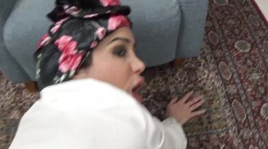 شرموطة مصرية طيزها مربربة تتناك من عنتيلها - Egyptian Homemade Porn