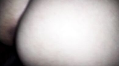 Corno me fez ter grande orgasmo e gozou no meu cu