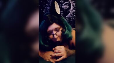 NerdyGothCurves Sucks Your Cock While You Play Dauntless