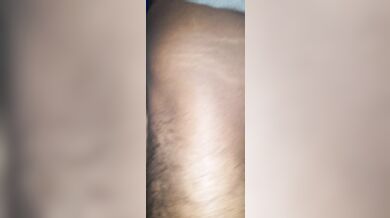 كانشوف العسل كايتقطر بحال هاكا ماكنسخاش ولكن مكايس عليها