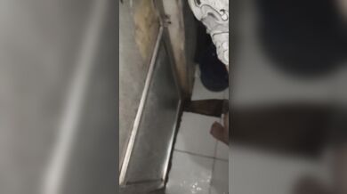 Sinundan ko sya sa CR para kantutin | Habang may tao sa labas | Fuck Hard | Mabilisang Tuwad