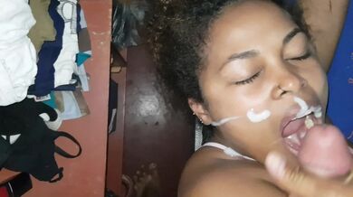 MORENA GOSTOSA LEVANDO UMA GOZADA NA CARA (SEXWITHOUTRESTR)