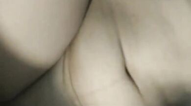 Giving taste to my white guy and cumming on his dick