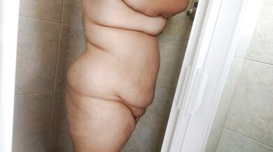 A good check on the size of the fat ass bbw to fit cock in the pussy