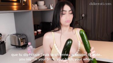 Solo 8: ???? Dilation Of My Asshole With A Cucumber & A Zucchini!!!