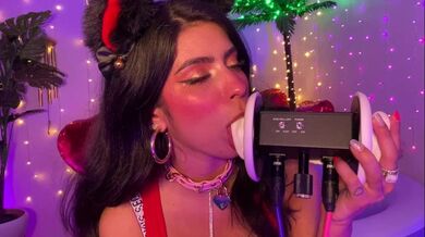 ASMR EAR LICKING HOT CATGIRL ARA ARA MEOW Your Valentine Uwu - CorneliustheCat ASMR