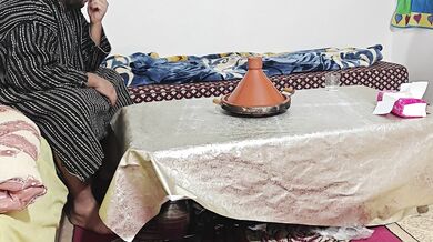 ????جديد فلم سكس عربي مغربي نار ???? الحاج حميد الفلاح جا يشري أرض باع ليه مراتو حواوها بجوج