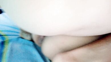 زوجة مصرية فاجرة تتناك من ابن صاحبتها واسمع بتقول ايه الزانية