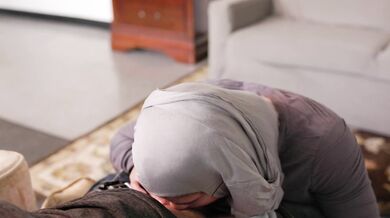 43yo Hijabi - hard facefuck bukkake