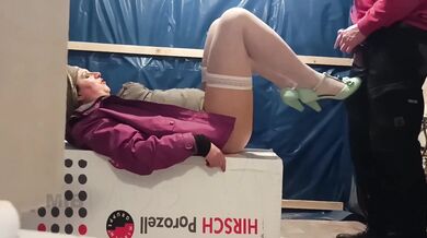 Muslim milf fucked at construction site