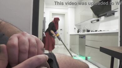 MAID CATCHES MAN JERKING OFF