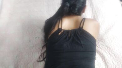 LA PONGO EN 4 A MI PROFESORA DE MATEMÁTICAS. MIRA QUE RICO COGE(sexo real)