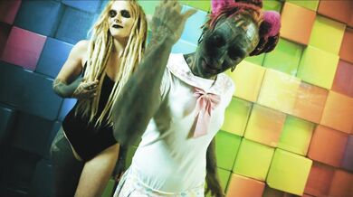 Dirty Dreaz - how to make 666 ropes - the silly evil bondage workshop with Lily Lu from Z-filmz SFW