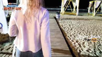 A Fan Met a Pornhub Model at a Music Festival, She agrees to have Sex with Him