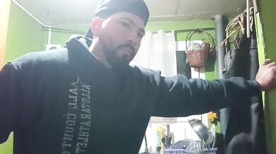 Nesuko es folla por inosuke