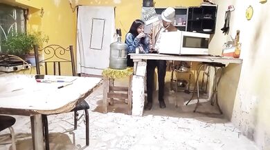 mi novio me deja plantada y me follo al tecnico