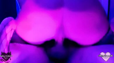 Milfy ZoomedIn bounces her big milf ass on a dick.