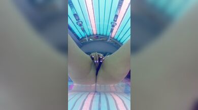 Stepmom doesn't like boring in the solarium | solarium masturbation | MILF |