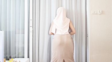 Stunning Hijab Try-On: Modern Dresses with a Twist.