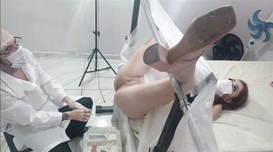 Clandestine gynecologist cheating on brand new patient.