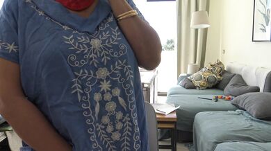 Pute tunisienne mature au gros seins negocie les tarifs pour la baise