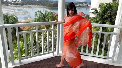 Aaliyah Yasin wants to go on holiday with you