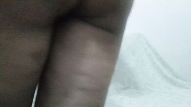 ممحونه كثير بدي اتناك اححح????????