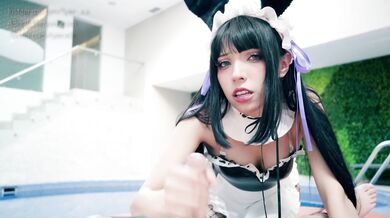 Horny Maid please his master