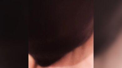 algerian eating pussy so hot talking لحسلي سوتي