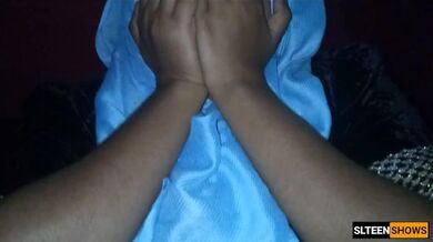 (ෆාතිමා)මුස්ලිම් කෑල්ල ???????? SL muslim girl fucks her pussy