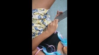 juega vídeojuego (CoD) mientras le meten la verga