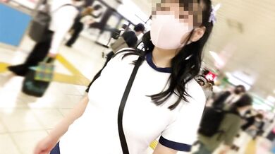 I went running in Ikebukuro with no bra, big tits gym clothes and bloomers and wearing a toy.