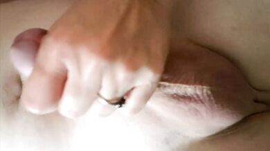 Truly a Helpful Handjob! Cumshot finish!